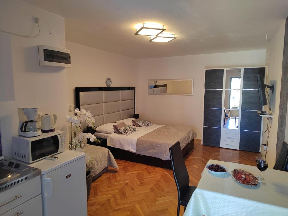 Apartment Mladenka Visnjik Zadar Luaran gambar